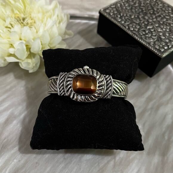 NEW Collezio Quartz Bevel Cabachon Glass Hidden Flip Watch Bangle Bracelet 22 mm - Picture 2 of 13